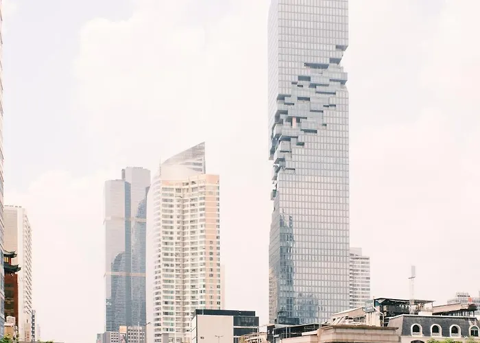 2 Bedroom Sleeps6 I Center Silom Appartement