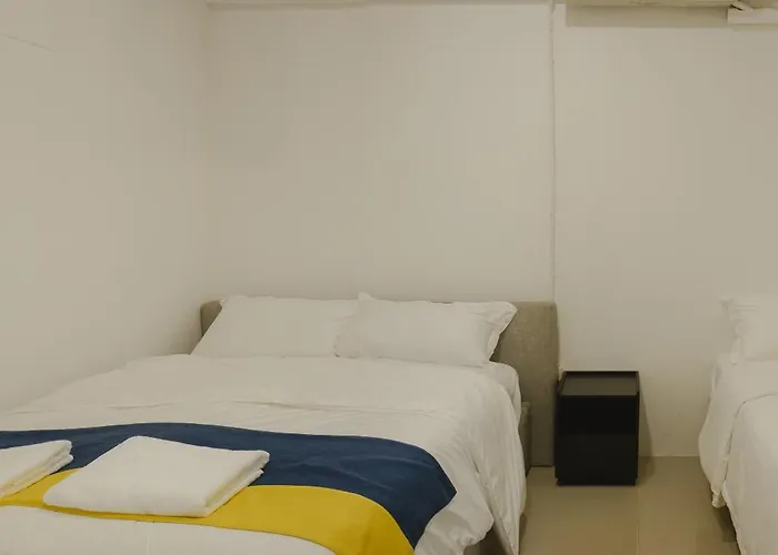 2 Bedroom Sleeps6 I Center Silom Bangkok