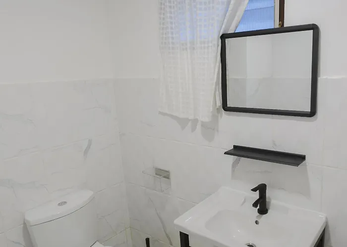 2 Bedroom Sleeps6 I Center Silom Bangkok